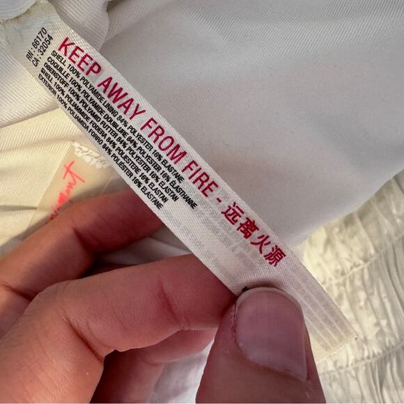 Free People Movement White High Rise Running Shorts Womens XL Gym Workout Casual - Picture 8 of 8